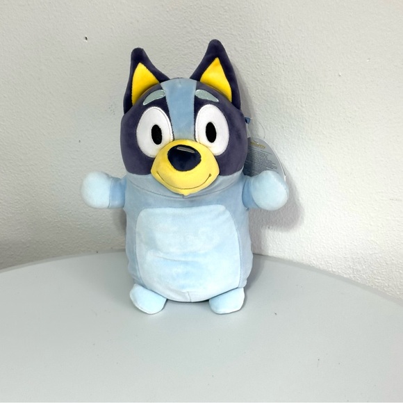 NWT Bluey Kids Throw Pillow Buddy - Picture 1 of 3
